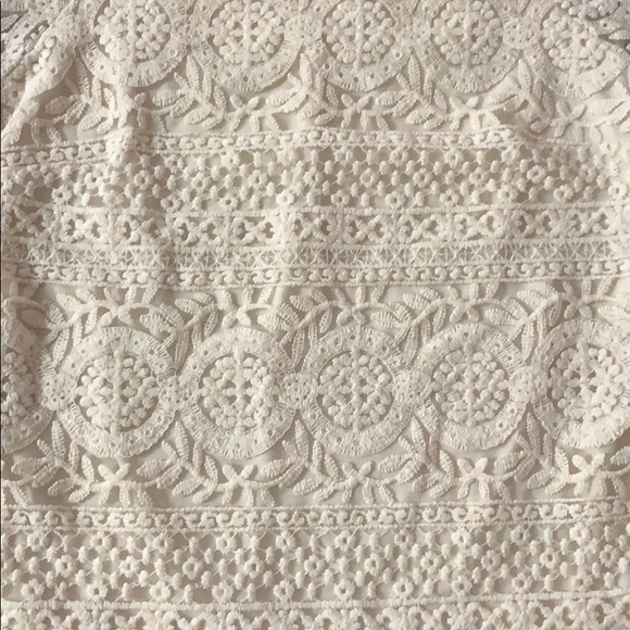 Solitaire Detailed Ivory Top. Size S. - Picture 3 of 9